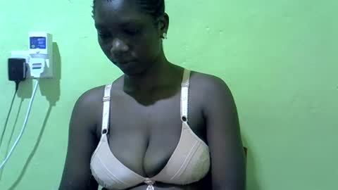 sweet_cherie1 online show from June 2026 07:17:01 PM