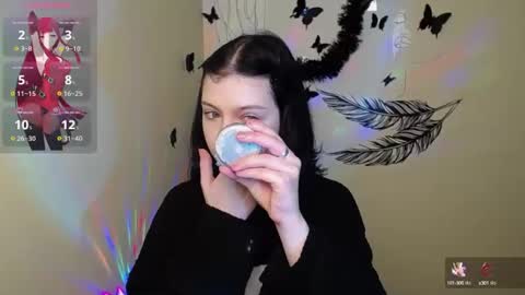 Ivy online show from January 2025 01:00:02 PM