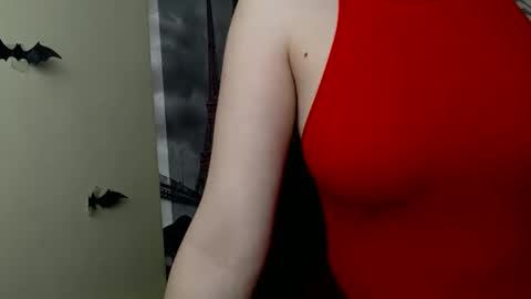 Ivy online show from May 2026 12:14:02 PM