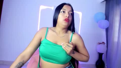 Canela online show from October 2025 02:17:02 PM