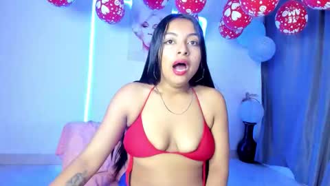Canela online show from November 2025 07:12:01 PM