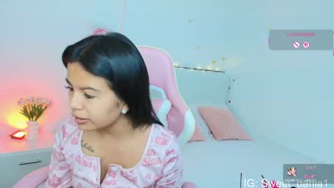 sweet_dania_ online show from October 2025 08:22:02 AM