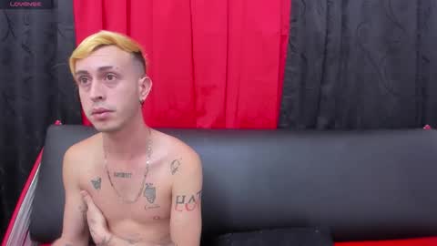 sweet_diamond__ online show from May 2026 03:35:02 AM