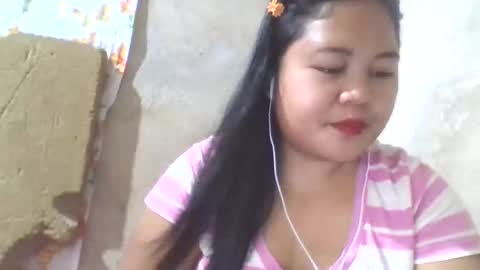 Snapshot of sweet_eddine chatting on October 2025 02:35:02 PM sweet_eddine online show from October 2025 02:35:02 PM