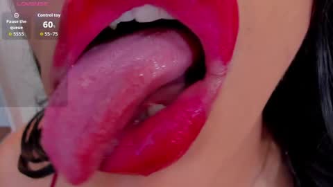 sweet_eliizabeth online show from May 2026 12:56:02 PM