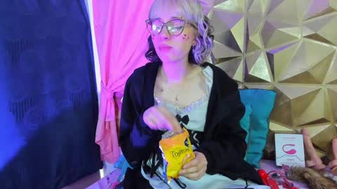  emmili  online show from December 2024 03:22:02 PM