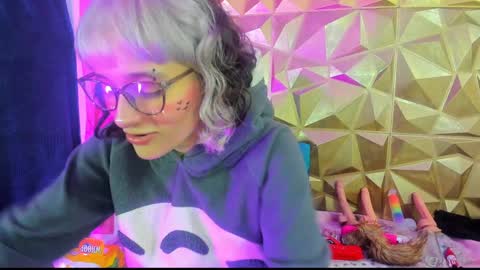  emmili  online show from December 2024 03:59:01 PM