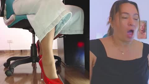 Sweet Evans online show from February 2026 02:05:01 AM