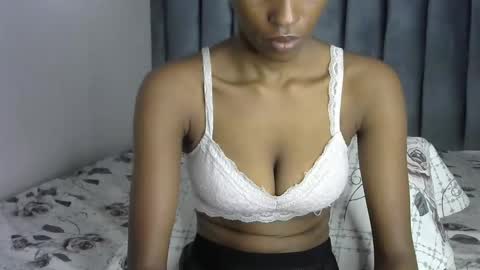 sweet_freaky online show from January 2026 05:22:01 AM