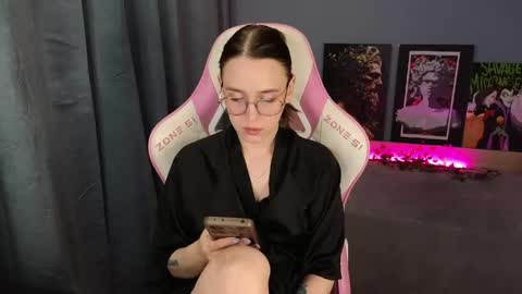 Alice online show from June 2026 04:14:02 AM