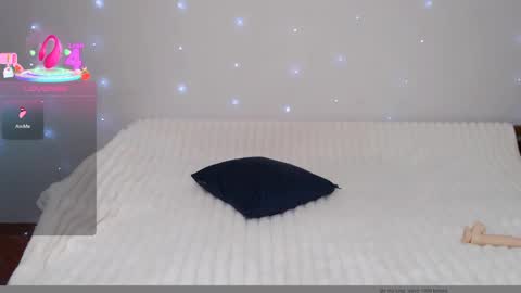 sweet_girl8484 online show from June 2026 04:47:01 AM