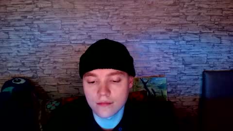 Snapshot of sweet_guys_ chatting on November 2025 06:43:02 PM Jack online show from November 2025 06:43:02 PM