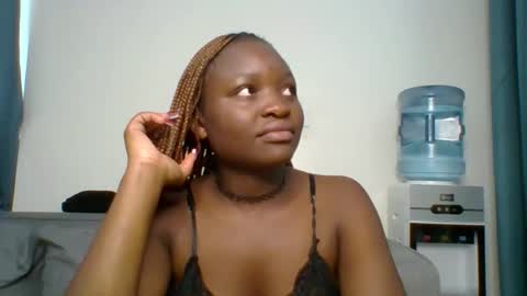 ESTHER NEEMA online show from November 2025 04:14:02 AM