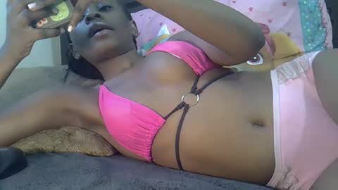 Snapshot of sweet_jovial chatting on October 2025 02:40:01 PM sweet_jovial online show from October 2025 02:40:01 PM