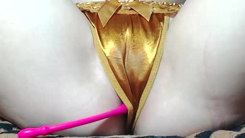 Kitten online show from June 2026 10:32:02 AM