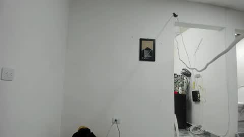 sweet_kitty_777 online show from April 2026 07:11:02 AM