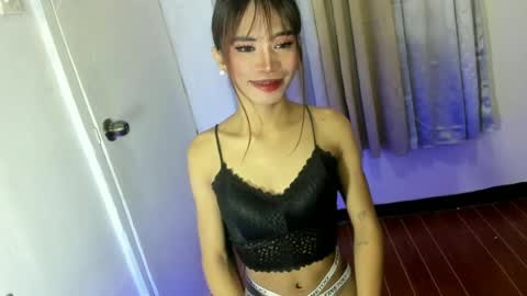 sweet_kyliexx online show from June 2026 06:01:01 AM