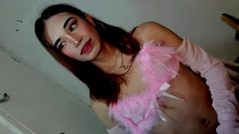 sweet_kyliexx online show from July 2026 02:53:01 AM