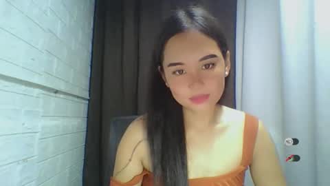 LAIKA online show from October 2025 02:23:02 AM