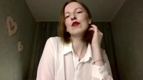 Snapshot of sweet_lilbunny chatting on November 2025 01:22:04 PM sweet_lilbunny online show from November 2025 01:22:04 PM