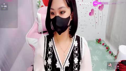 Lily online show from November 2025 09:03:02 PM