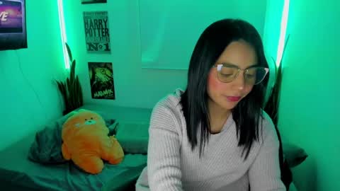 Snapshot of sweet_lina1 chatting on April 2026 12:34:01 AM Lina online show from April 2026 12:34:01 AM