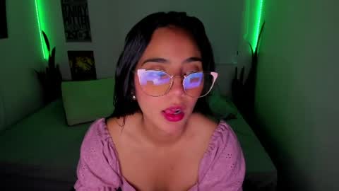 Snapshot of sweet_lina1 chatting on May 2026 02:19:02 AM Lina online show from May 2026 02:19:02 AM