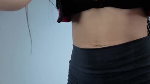 sweet_litle online show from May 2026 03:22:02 AM