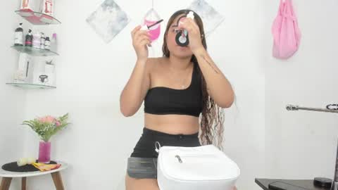 sweet_litle online show from July 2026 07:27:01 PM