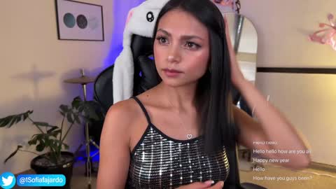Snapshot of sweet_littleee chatting on January 2025 03:15:01 AM free private online show from January 2025 03:15:01 AM