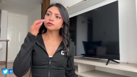 Snapshot of sweet_littleee chatting on September 2025 07:19:02 PM free private online show from September 2025 07:19:02 PM