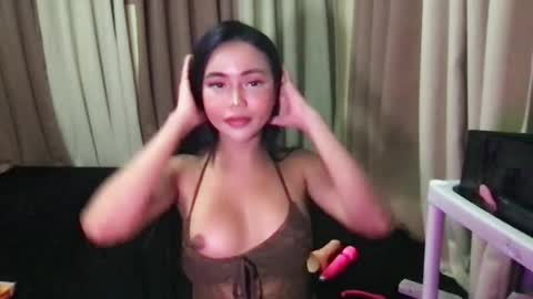 Maleia online show from June 2026 04:50:01 PM