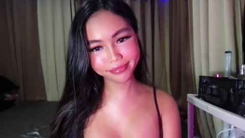 Maleia online show from July 2026 07:01:01 PM