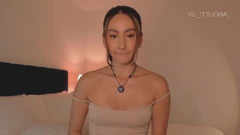 Snapshot of sweet_mara_cat chatting on May 2026 10:40:02 PM Mor online show from May 2026 10:40:02 PM