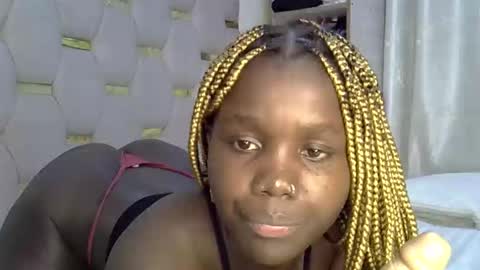 sweet_melodiyy online show from April 2026 07:55:02 PM