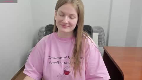 Snapshot of sweet_melody_of_ur_heart chatting on February 2026 09:35:01 PM Mila online show from February 2026 09:35:01 PM