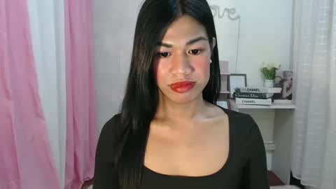 Snapshot of sweet_melonxxx chatting on January 2025 01:31:02 AM Melon online show from January 2025 01:31:02 AM