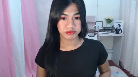 Snapshot of sweet_melonxxx chatting on January 2025 02:53:02 AM Melon online show from January 2025 02:53:02 AM