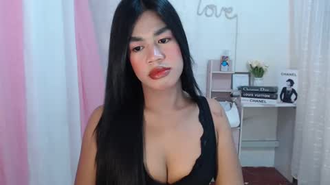 Snapshot of sweet_melonxxx chatting on February 2025 07:02:02 PM Melon online show from February 2025 07:02:02 PM