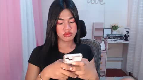 Snapshot of sweet_melonxxx chatting on March 2025 05:59:02 AM Melon online show from March 2025 05:59:02 AM