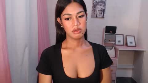 Snapshot of sweet_melonxxx chatting on February 2026 09:08:01 PM Melon online show from February 2026 09:08:01 PM