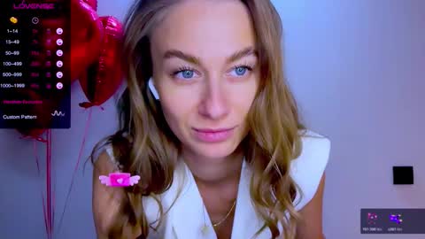 Snapshot of sweet_mia_91 chatting on February 2026 04:37:02 PM Mia online show from February 2026 04:37:02 PM