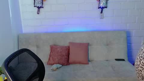 Snapshot of sweet_miaa24 chatting on October 2025 07:26:02 PM Sweet Mia online show from October 2025 07:26:02 PM