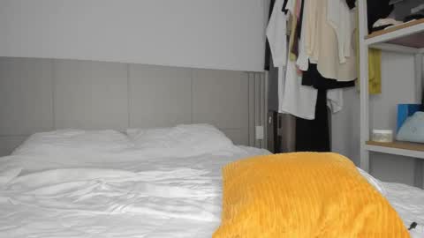 Snapshot of sweet_miss381 chatting on February 2026 11:58:01 PM Sofi online show from February 2026 11:58:01 PM