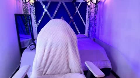  Daniela  online show from March 2026 11:37:01 AM