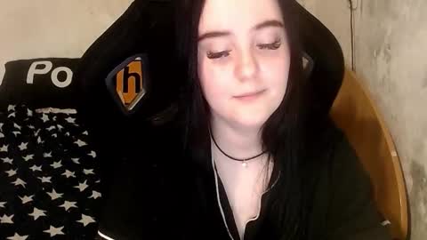 Snapshot of sweet_my_dream chatting on February 2026 05:20:01 PM sweet_my_dream online show from February 2026 05:20:01 PM