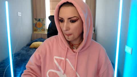 sweet_n_strong online show from April 2026 11:02:02 AM