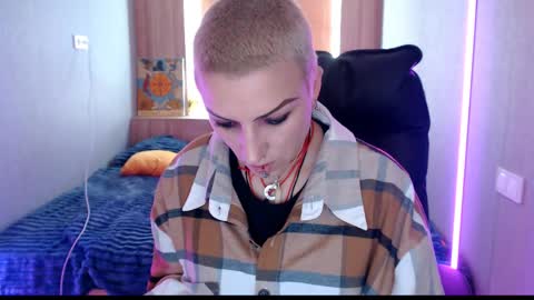 sweet_n_strong online show from May 2026 11:15:01 AM