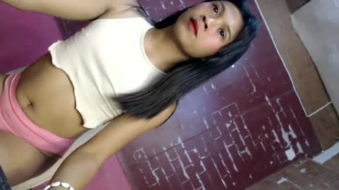 Snapshot of sweet_nathalie20 chatting on June 2026 12:50:01 AM nathalie online show from June 2026 12:50:01 AM