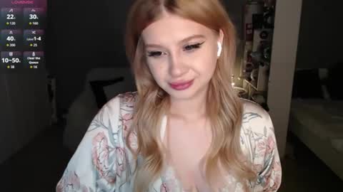 Snapshot of sweet_nicole_333 chatting on March 2026 06:35:01 PM sweet_nicole_333 online show from March 2026 06:35:01 PM
